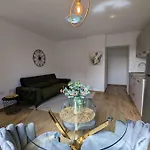 Apartament Kricin Sea *